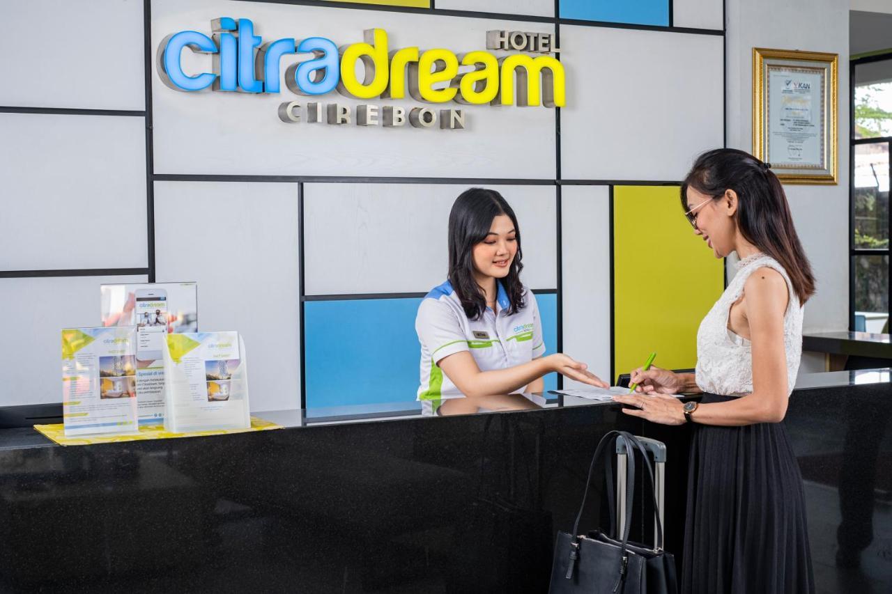 Hotel Citradream Чиребон Экстерьер фото
